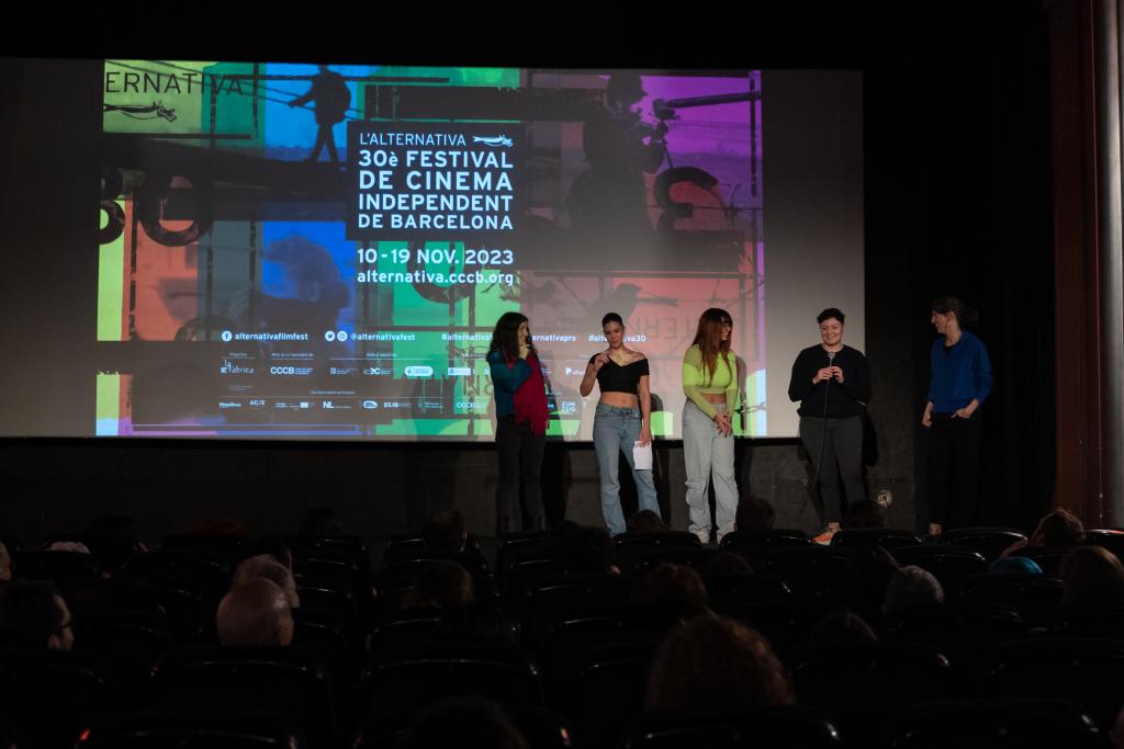 23_JP_Alternativa_IlPleutDanslaMaison_06450